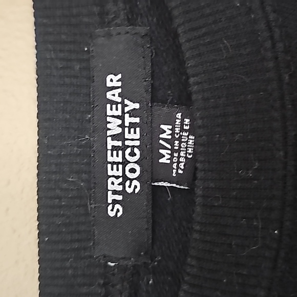 Retro Ripped Woman's Sweater - Picture 4 of 4